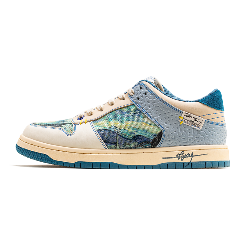 Zapatillas inspiradas en la noche estrellada de Van Gogh