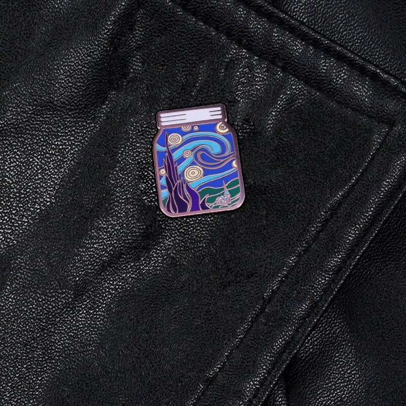 El pin de esmalte del tarro de la noche estrellada
