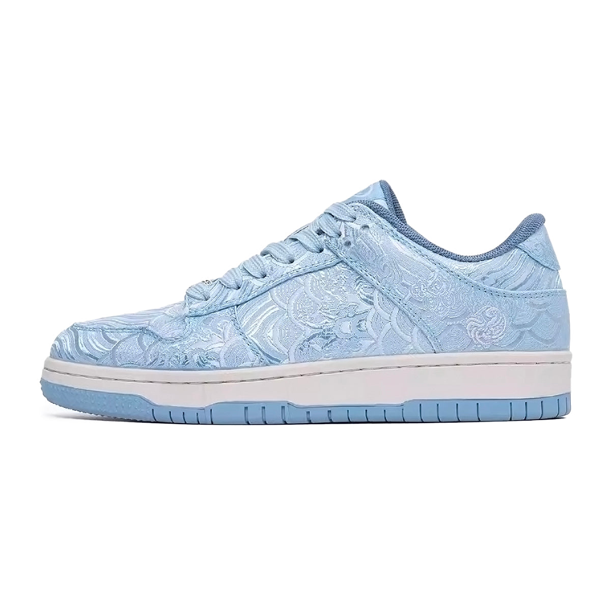 La gran ola de zapatillas inspiradas en Kanagawa 