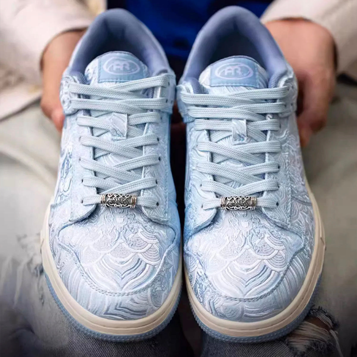 La gran ola de zapatillas inspiradas en Kanagawa 