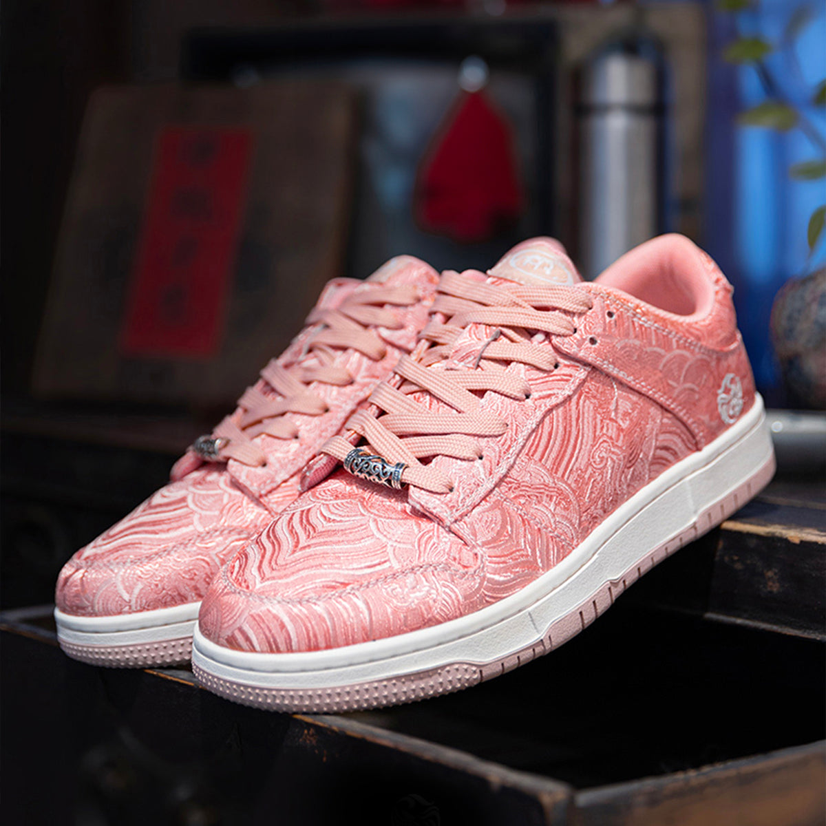 La gran ola de zapatillas inspiradas en Kanagawa 