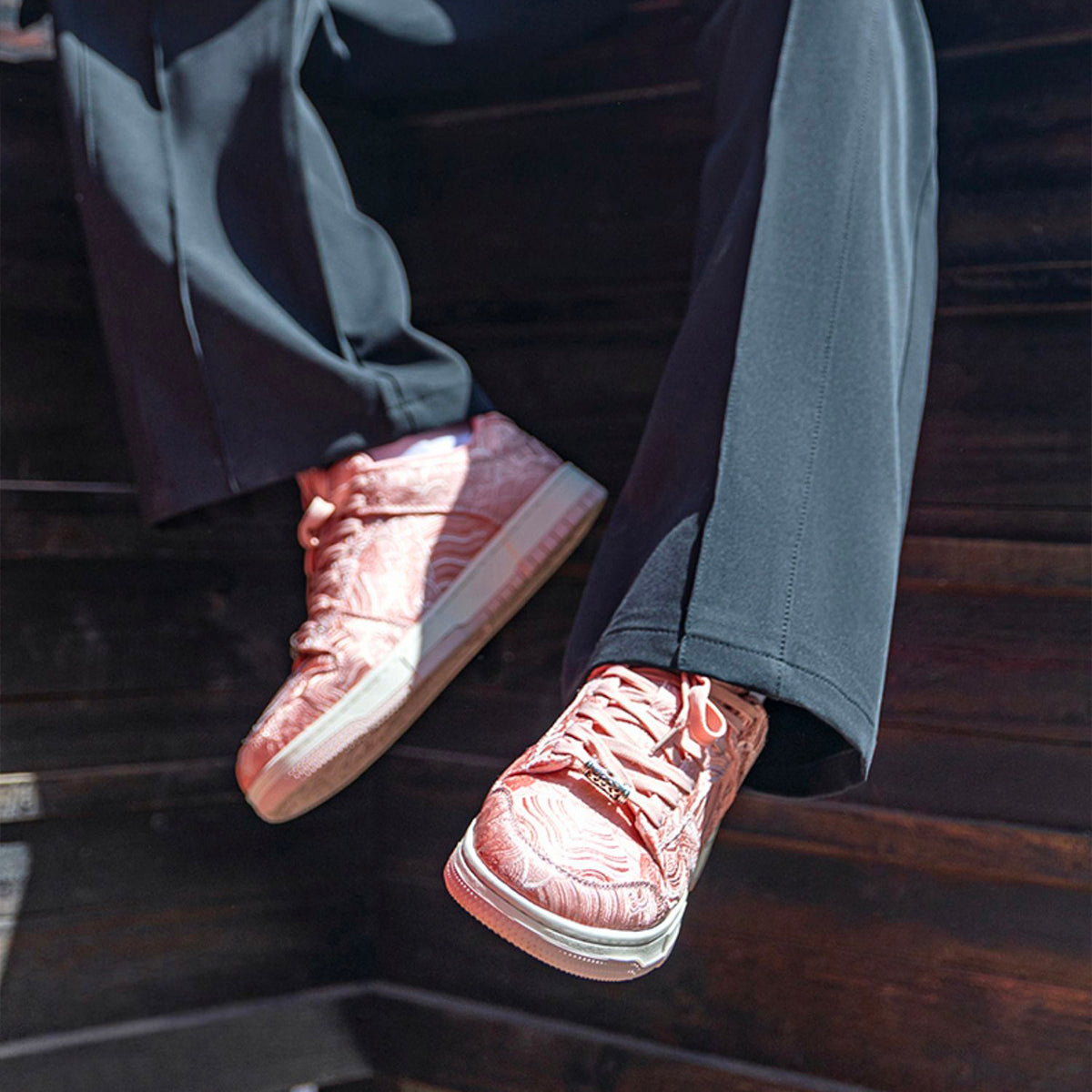 La gran ola de zapatillas inspiradas en Kanagawa 