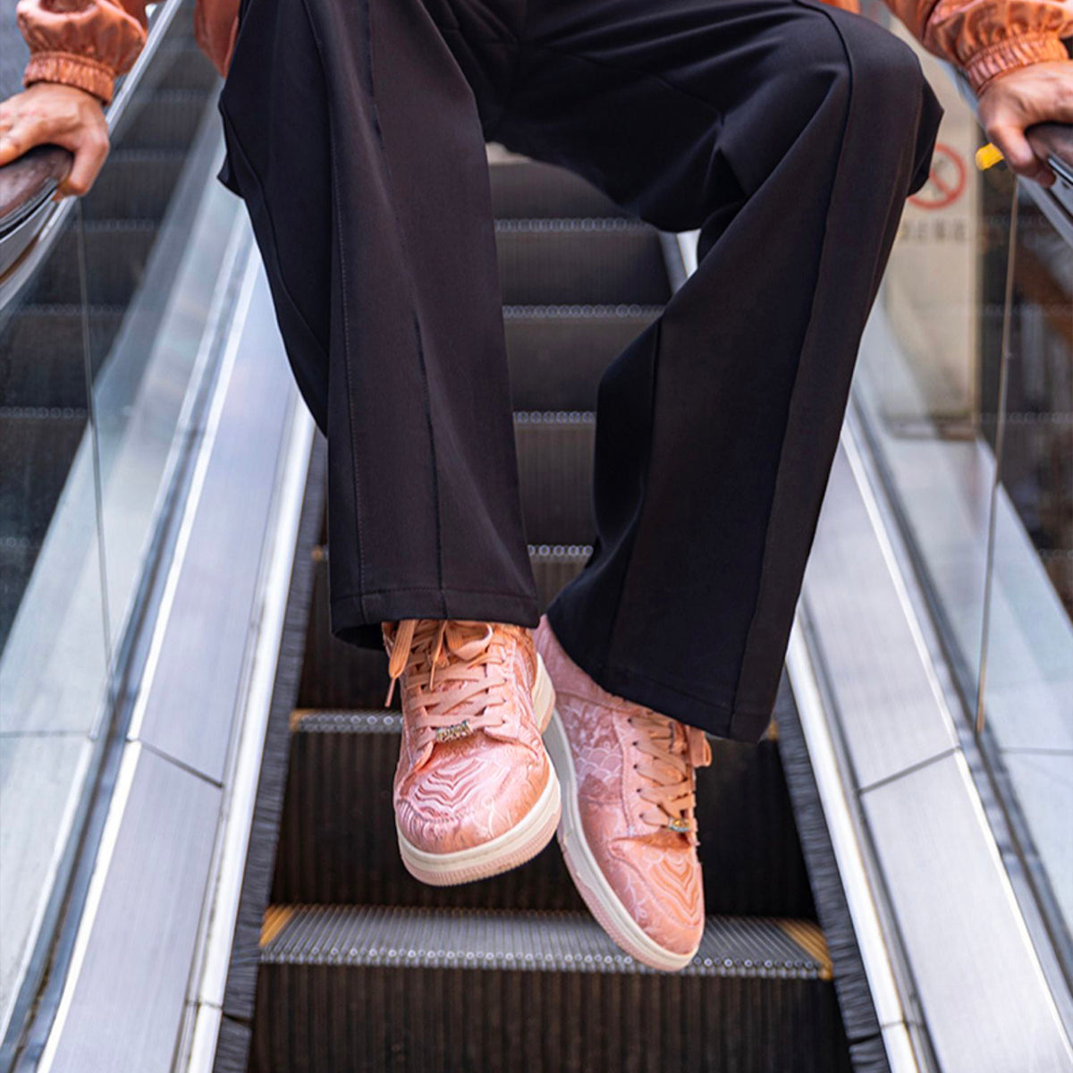 La gran ola de zapatillas inspiradas en Kanagawa 