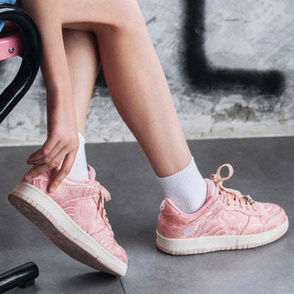 La gran ola de zapatillas inspiradas en Kanagawa 