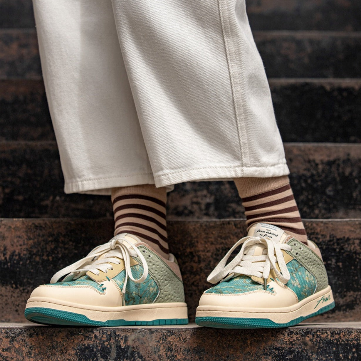 Zapatillas inspiradas en Van Gogh Almond Blossoms