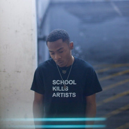 La escuela mata a los artistas camiseta