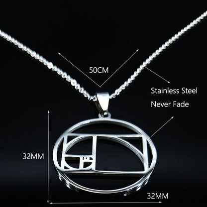 collar inspirado en la proporción áurea de fibonacci