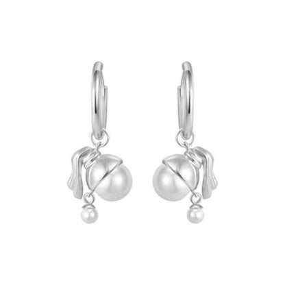 Pendientes vintage chica con una perla